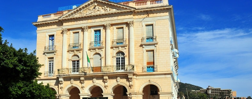 Bâtiment de la Banque d’Algérie - Place du 1 novembre.